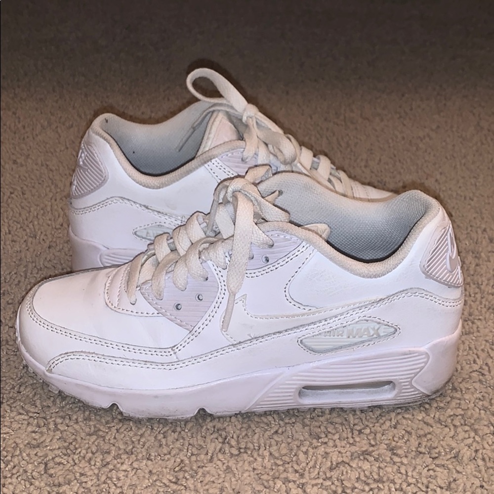 White Nike Air Max 90s